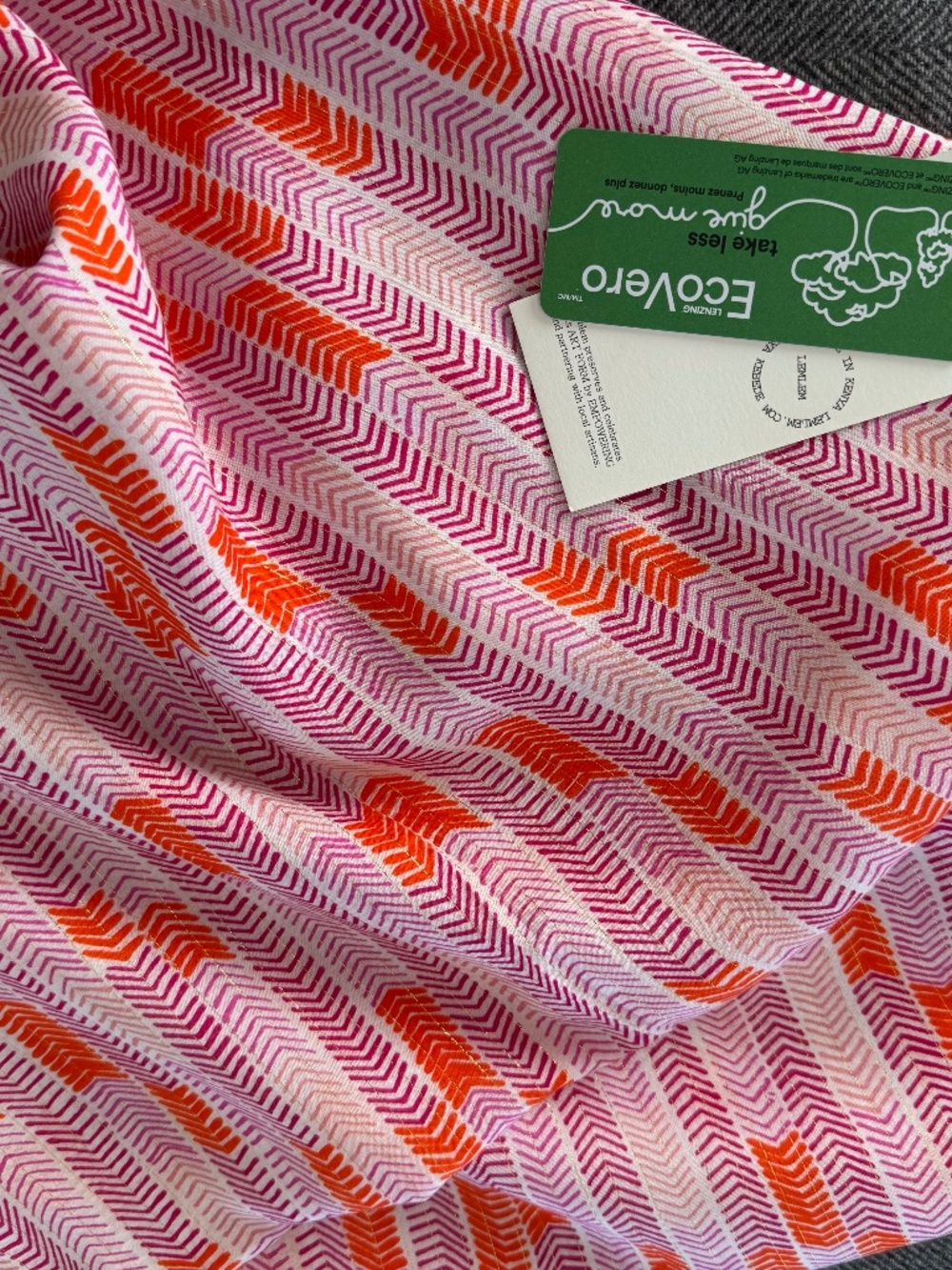 NWT, LEMLEM, FABULOUS GIGI SARONG - Picture 9 of 16